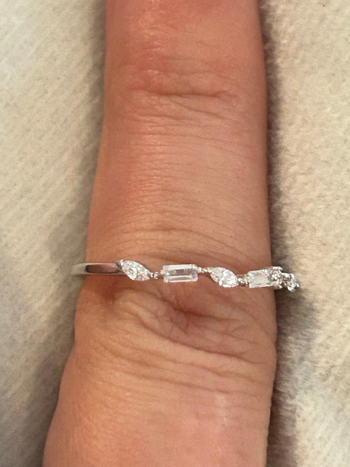 ring band sterling silver 925 beautiful unique size 0.97g a5 lot size 7.25