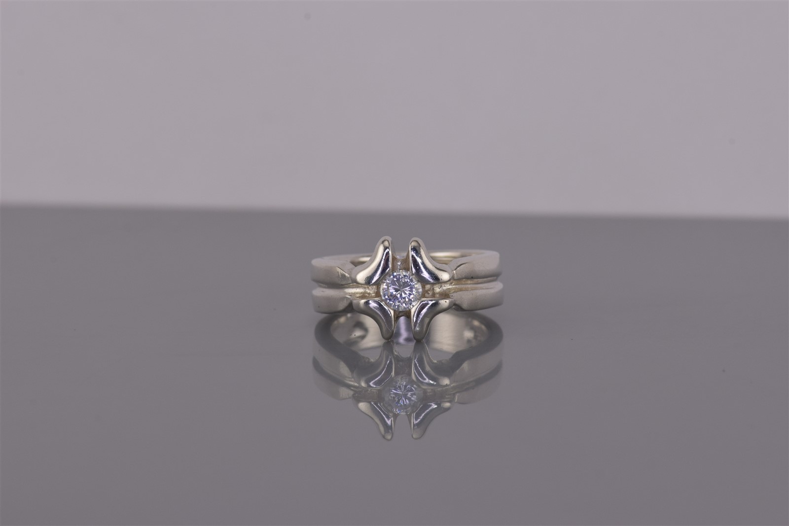 Sterling Silver Curve Bar Set Cubic Zirconia Grooved Double Band Ring 925 Sz: 5