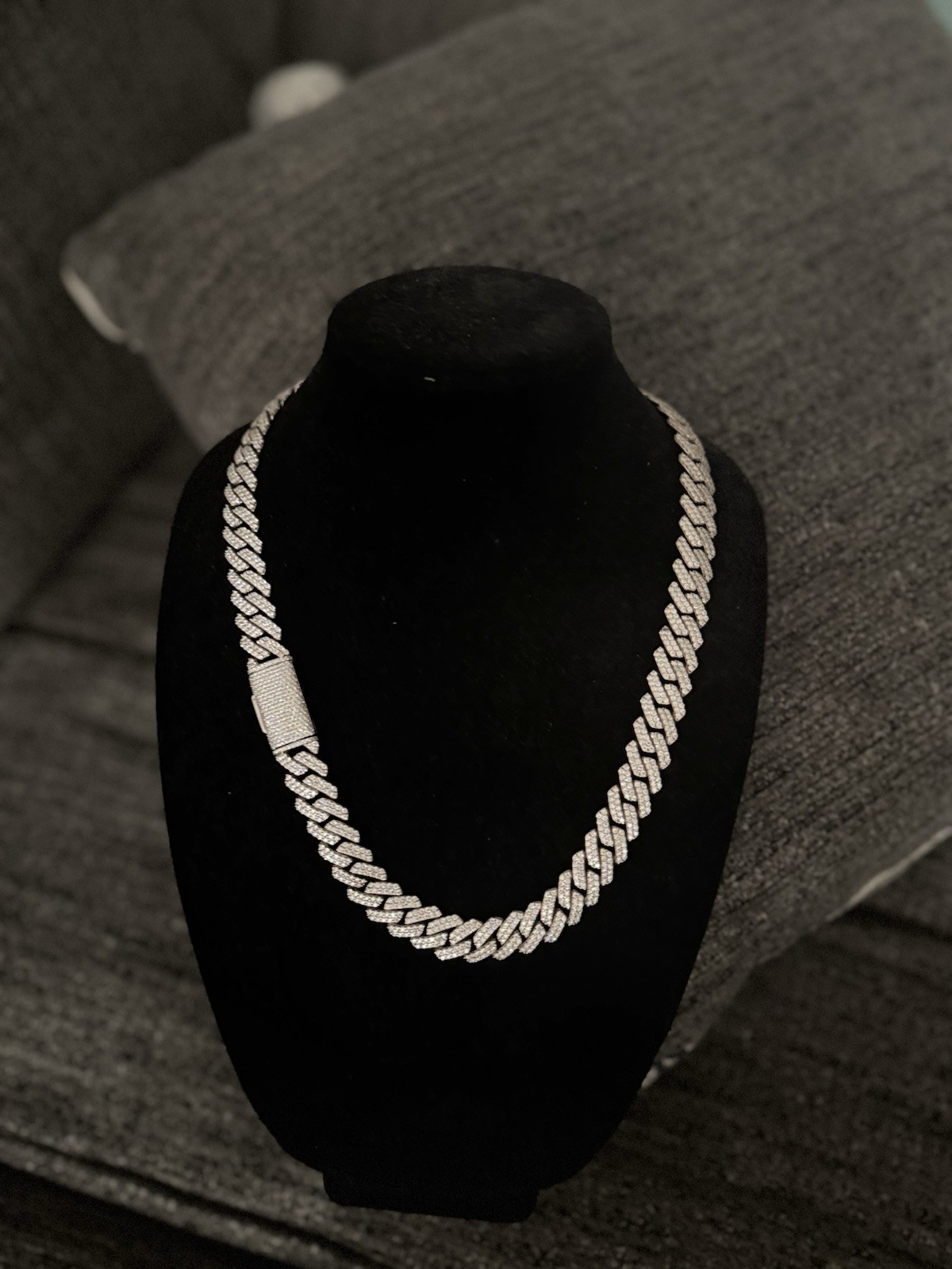 925 Sterling Silver Cuban Chain with Moissanite Diamonds – 15mm, 24 inches, 189