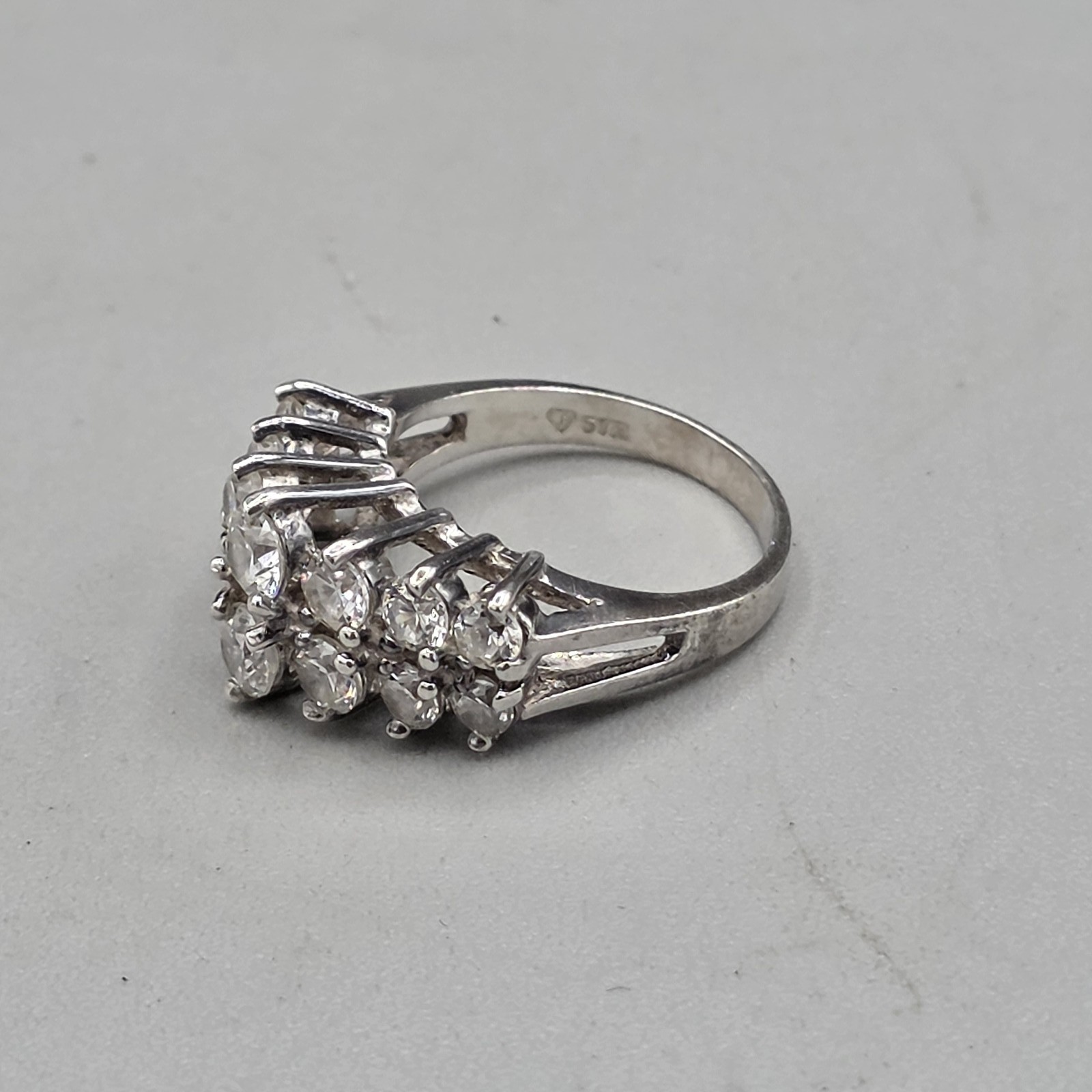 Sterling Silver 925 CZ Cluster Cocktail Ring Statement Fashion Jewelry Size 6