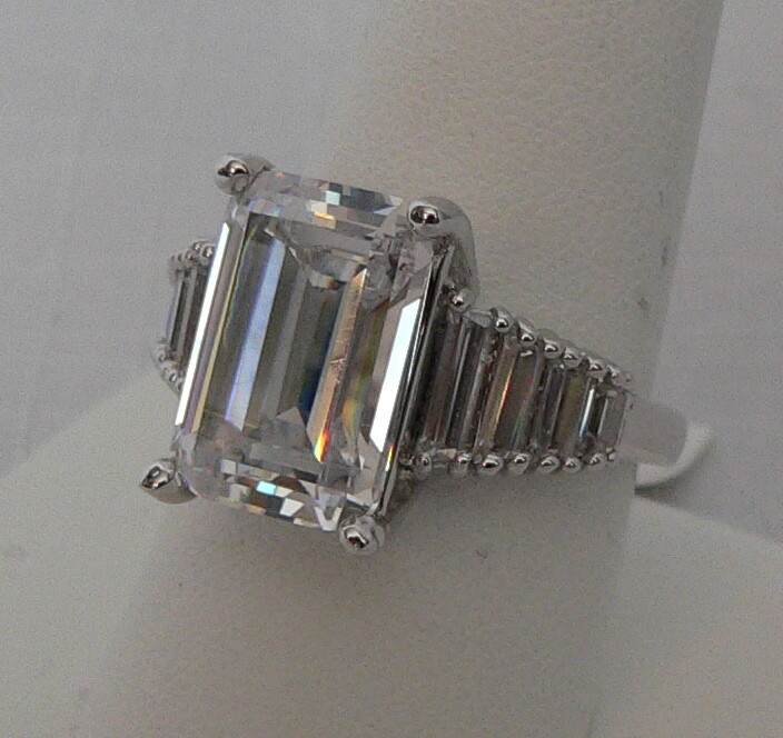 Park Lane “MARRY ME” Ring Genuine CZ’s w/ Baguettes Stunning! Size 9 Reg. $152