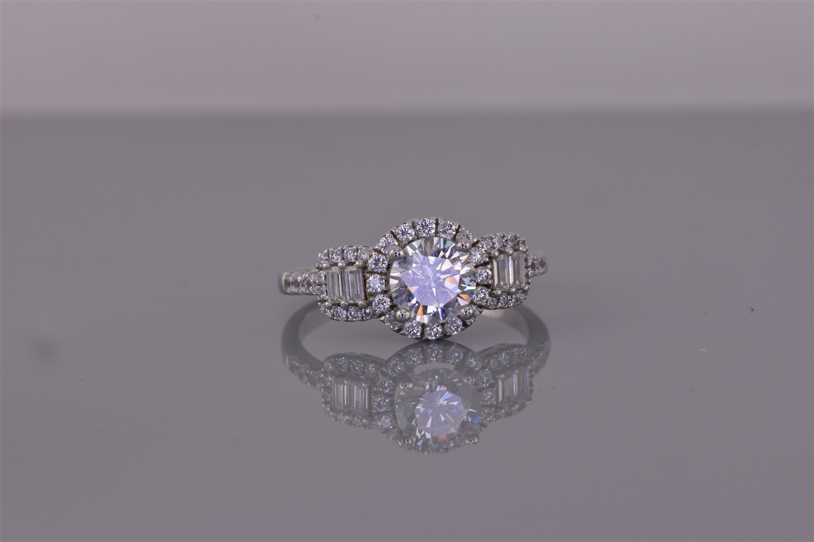 Sterling Silver Cubic Zirconia Halo Baguette Collared Band Ring 925 Sz: 9