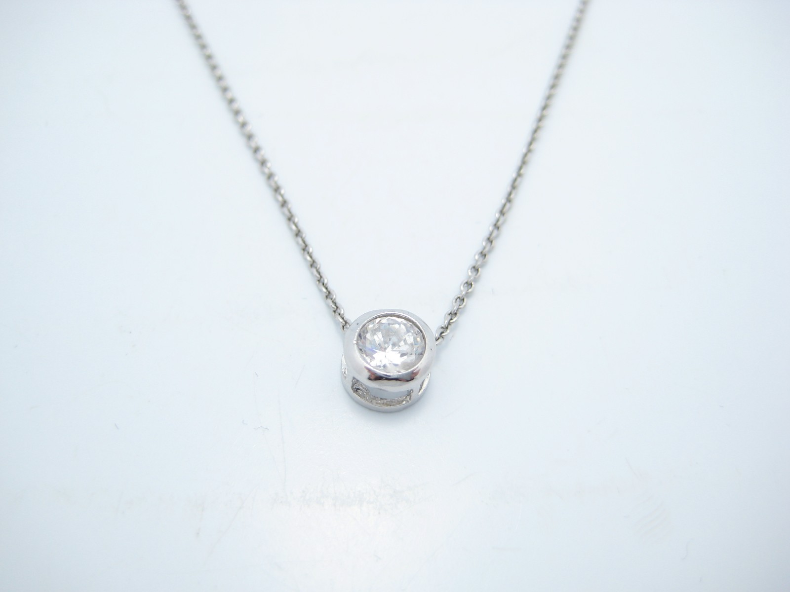 Sterling Silver 0.5mm Round Clear CZ Pendant Chain Link Necklace 17.75″