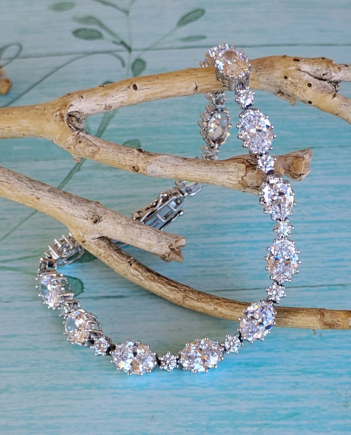 New Stauer “DiamondAura” Oval & Round CZ Brilliant Bracelet, Sterling, 7.5″ Fit