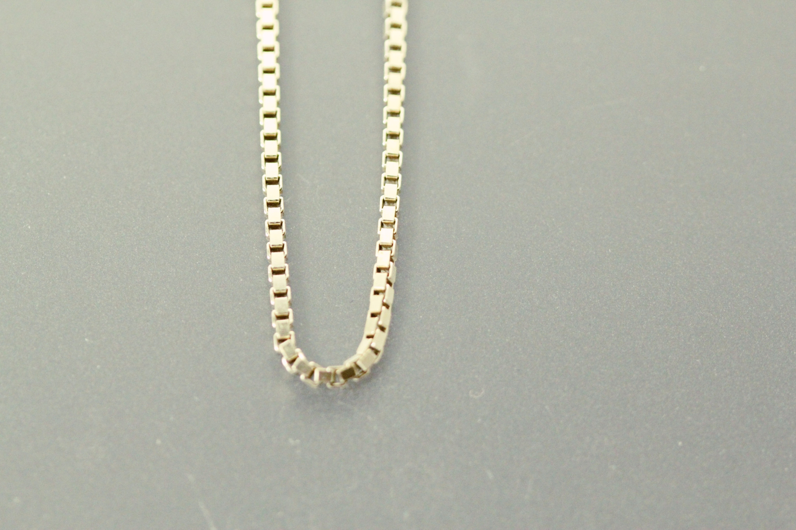 Gold Toned 925 Sterling Silver Box Chain Necklace 18″ Long 5.6 grams (NEC5614)