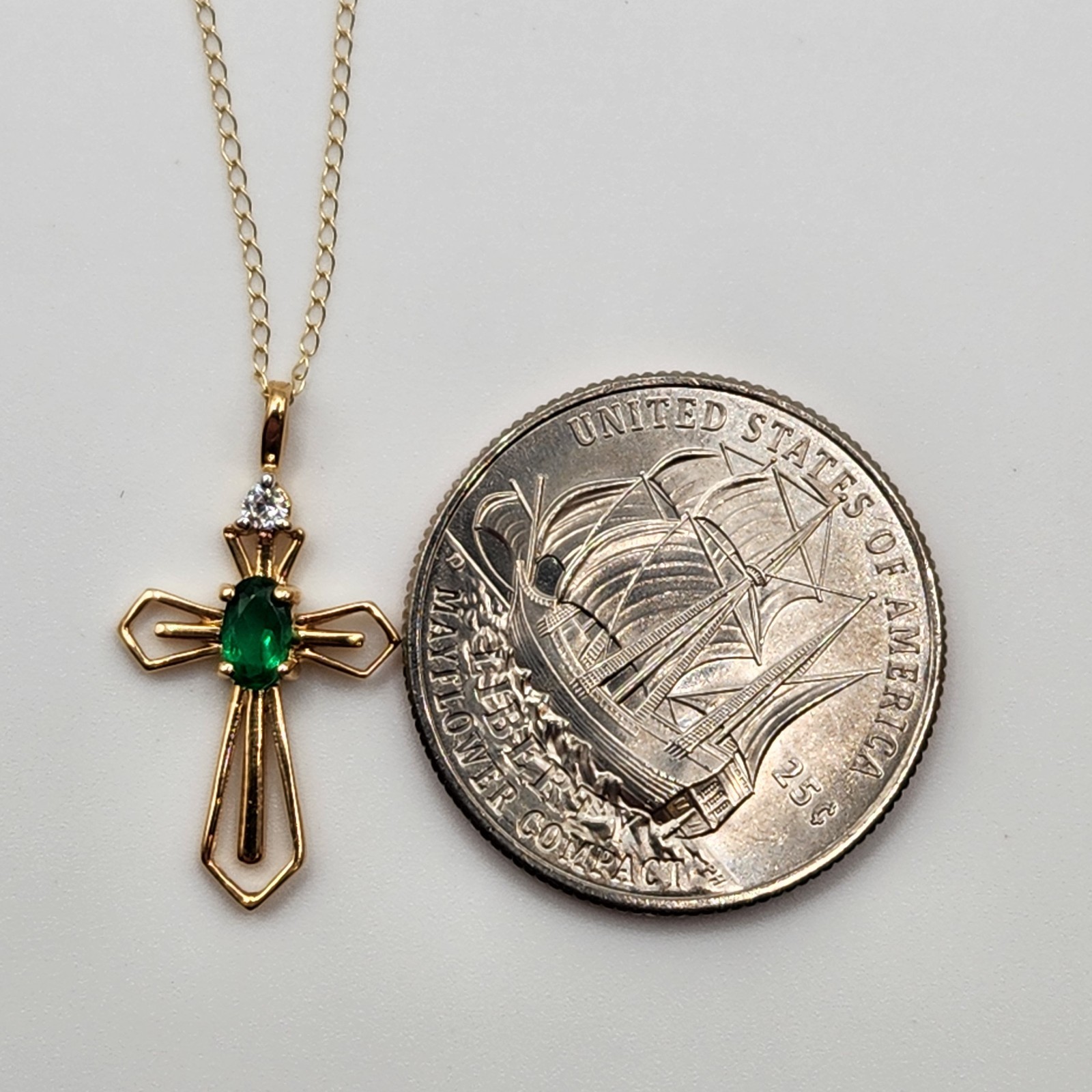 Dainty 10K Solid Gold Emerald & CZ Cross Pendant 18″ Gold Shell Necklace CW Box