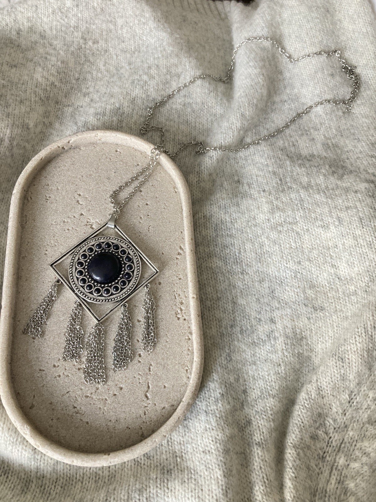 Silver Tone Black Cabochon Boho Pendant Necklace Chain Tassel Fringe Gothic