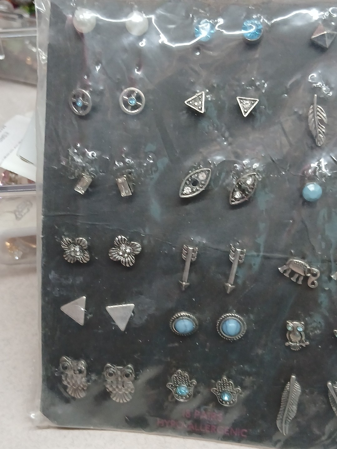 No Boundaries Earrings Set