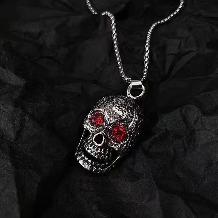 Men’s Skull Pendant Necklace Red Eye Gothic Punk Halloween Jewelry Biker Vintage