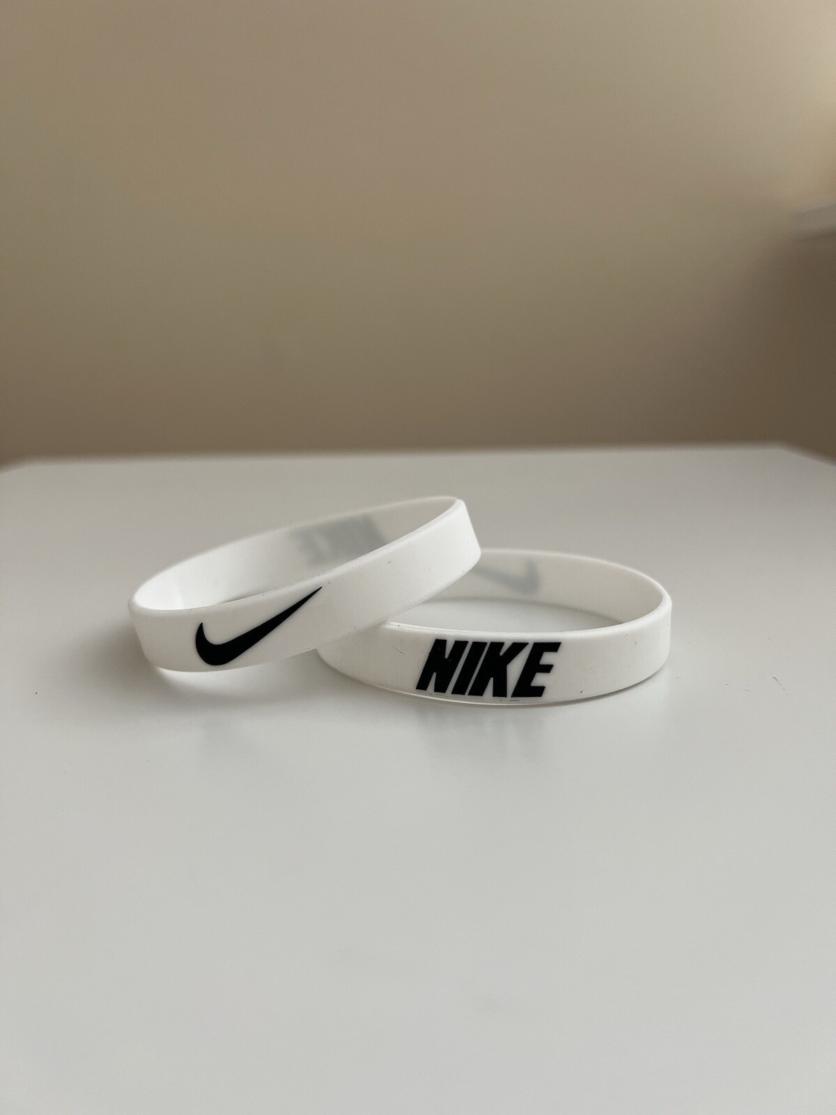 One Nike Silicone Wristband Bracelet / White With Black