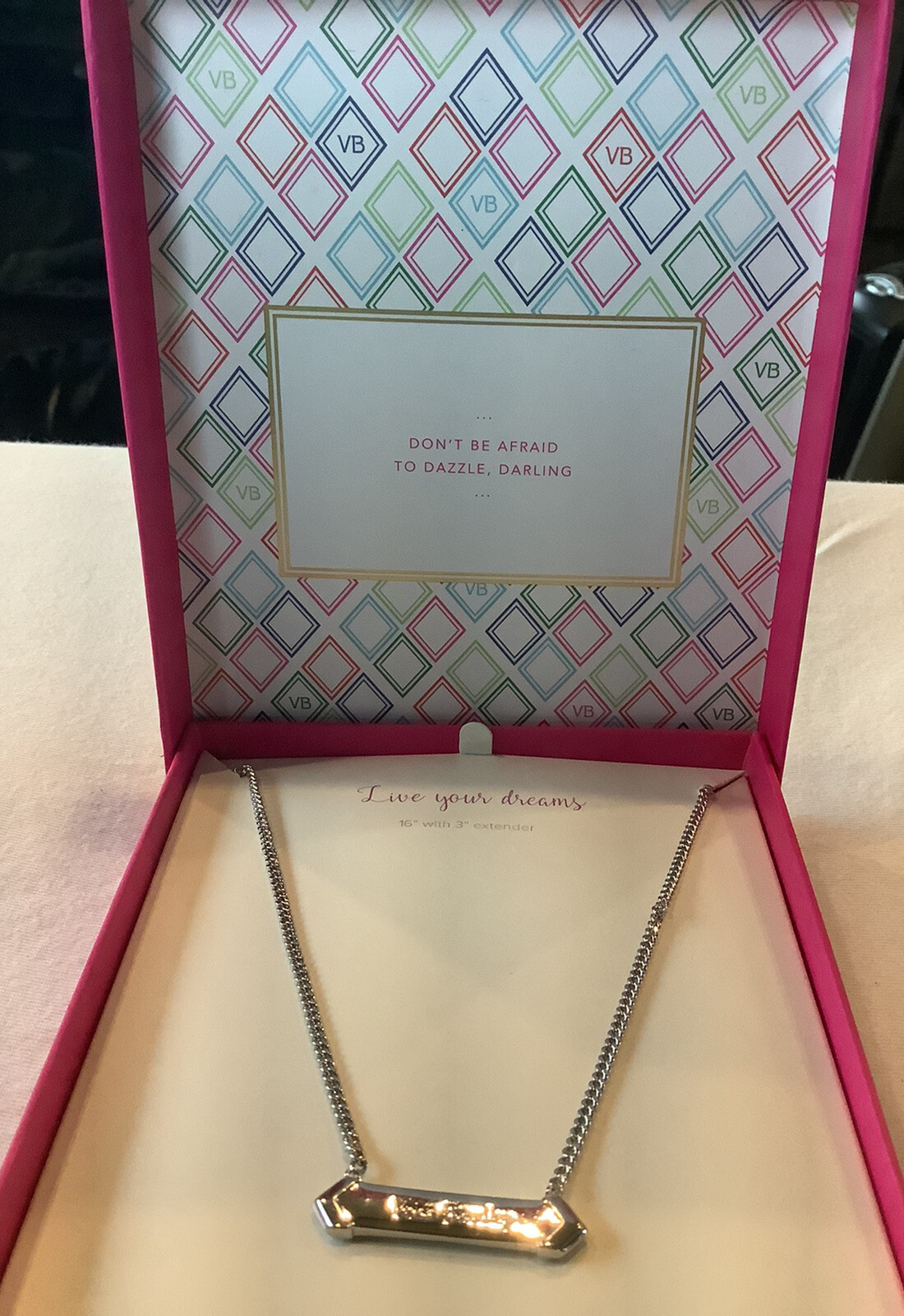 NWOT~Vera Bradley Silver Tone Live Your Dreams Bar Necklace