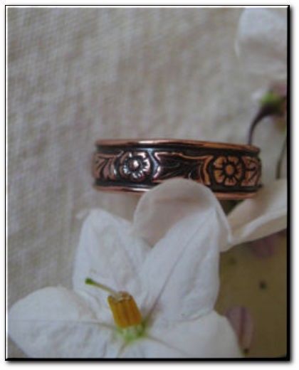 Solid Copper Ring Floral Band CR032. 1/4″ inch wide. Available in sizes 3 to 13.