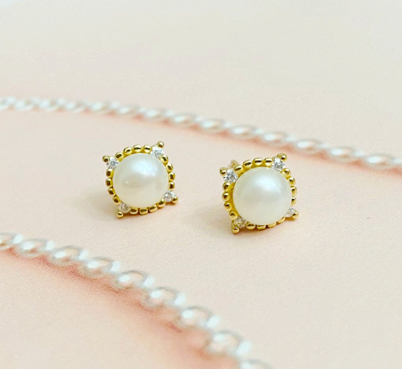 S925 Sterling Silver Gold Tone CZ Beaded Halo White Pearl Stud Earrings