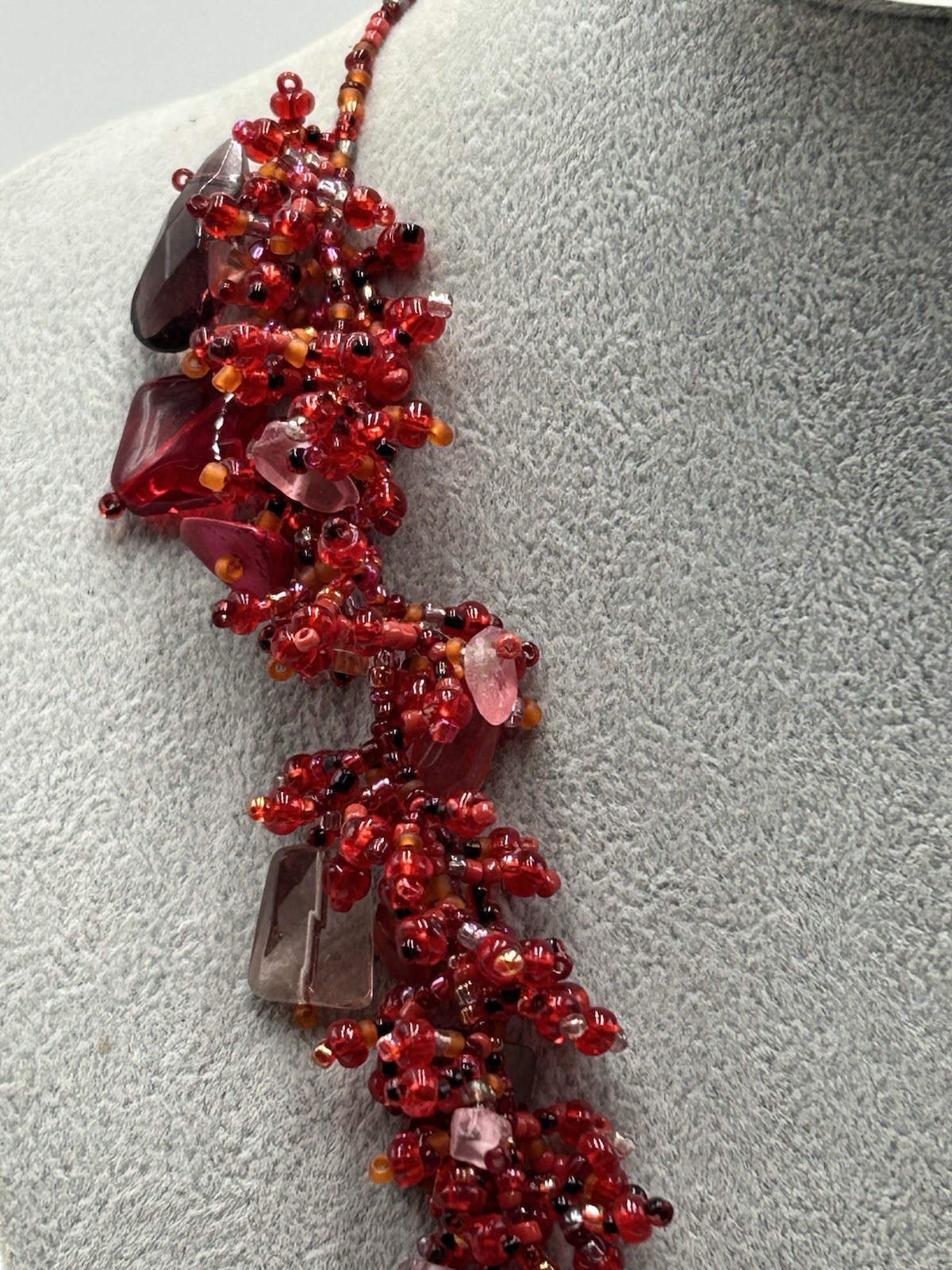 Handcrafted Red Pink Chipped Collar Statement Necklace 17 -20 Inches