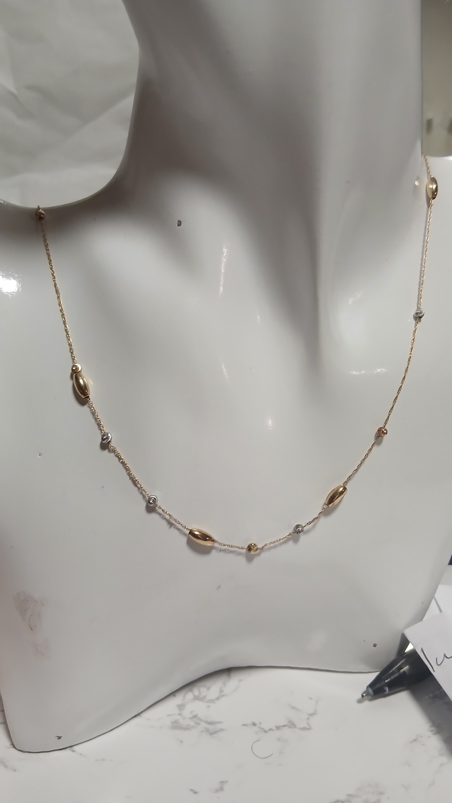 9ct Yellow and white Gold necklace
