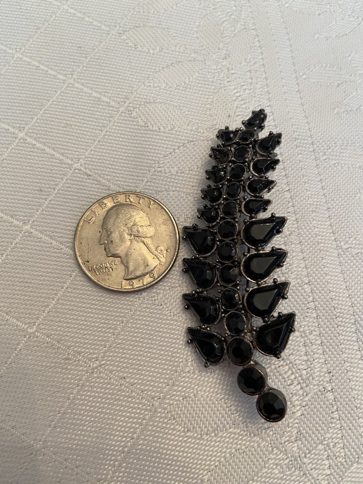 Vintage Long FLOWER SPRAY Brooch w/Teardrop and Round Onyx Stones