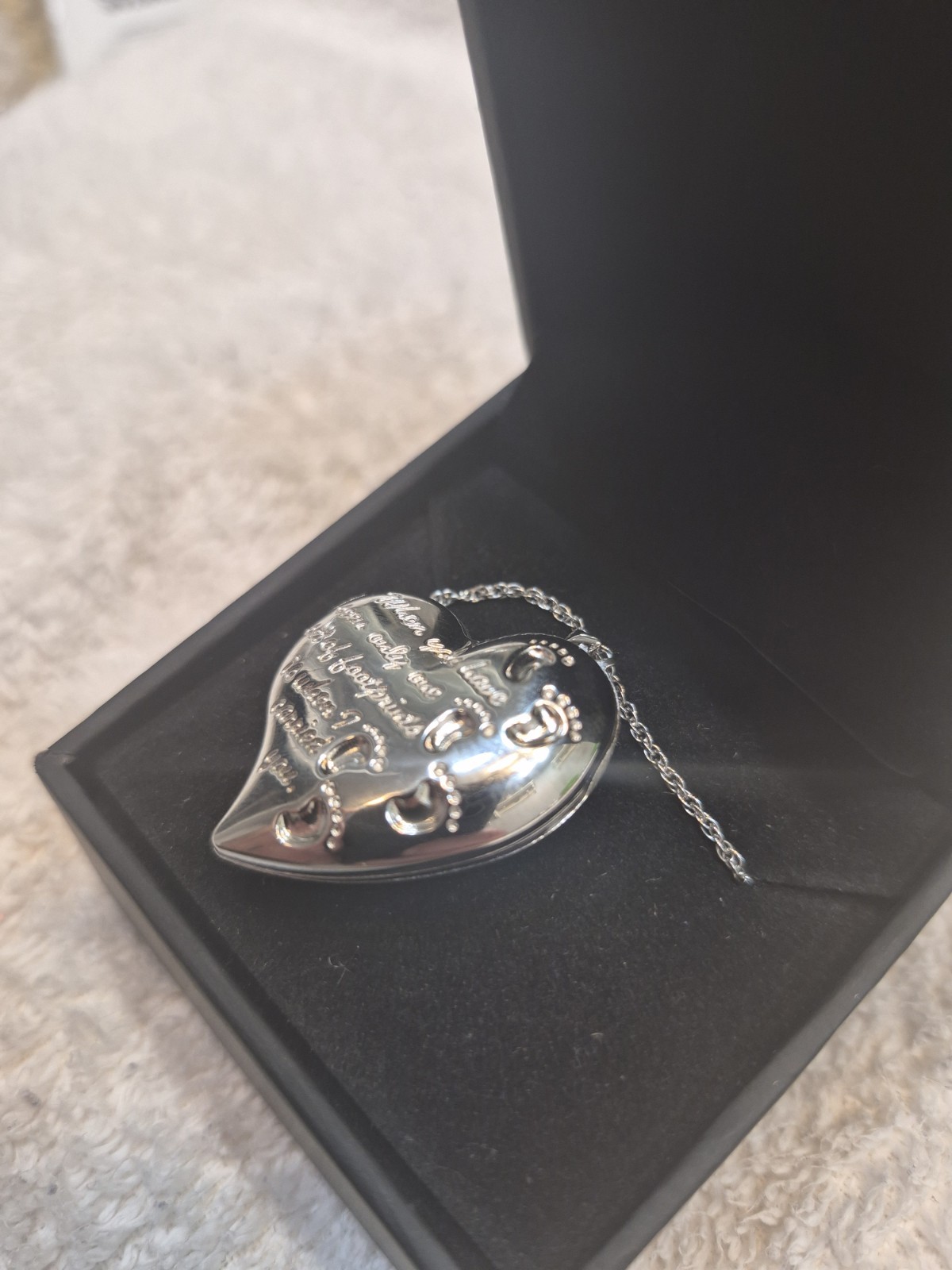 Zales 925 Sterling Silver Heart Photo Locket Pendant Necklace Engraved Signed