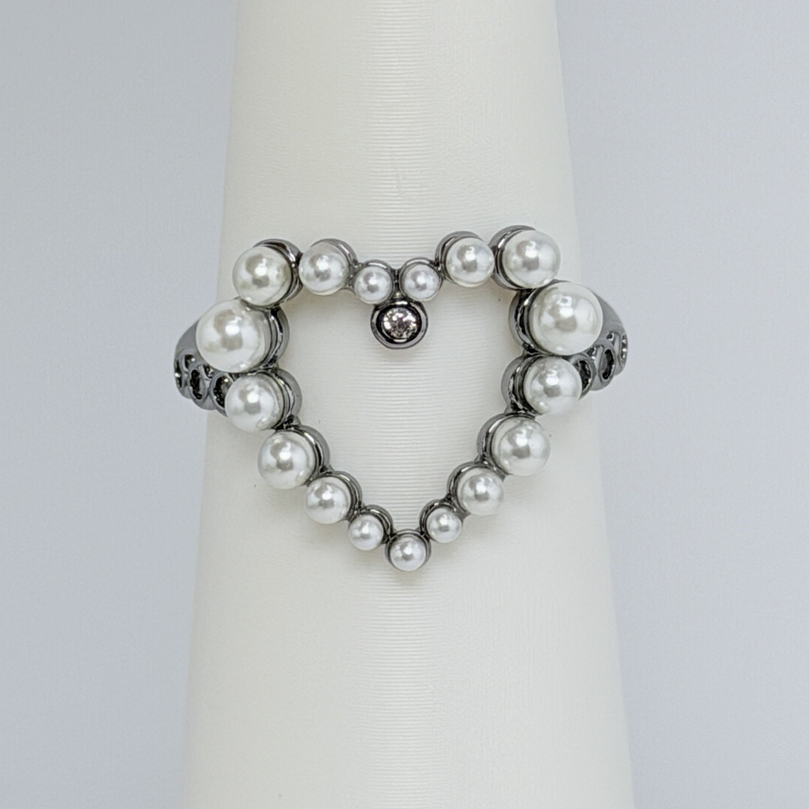 Bomb Party June 2026 Heart Ring Sz 8 “Blissful Heart” Ceramic Pearl Hematite