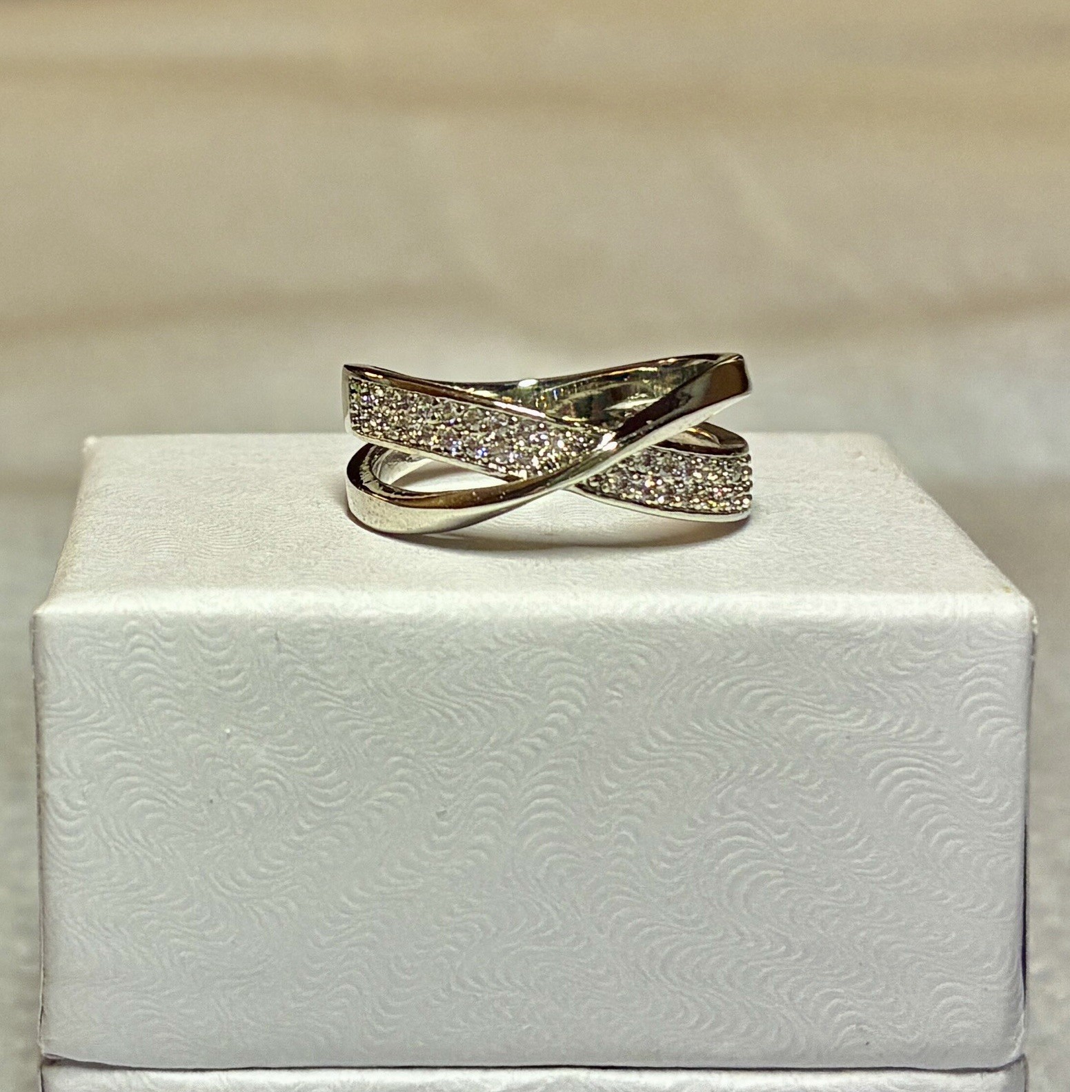 White Sapphire Cubic Zirconia in a 9.25 Sterling Silver Infinity Band Size 9.0