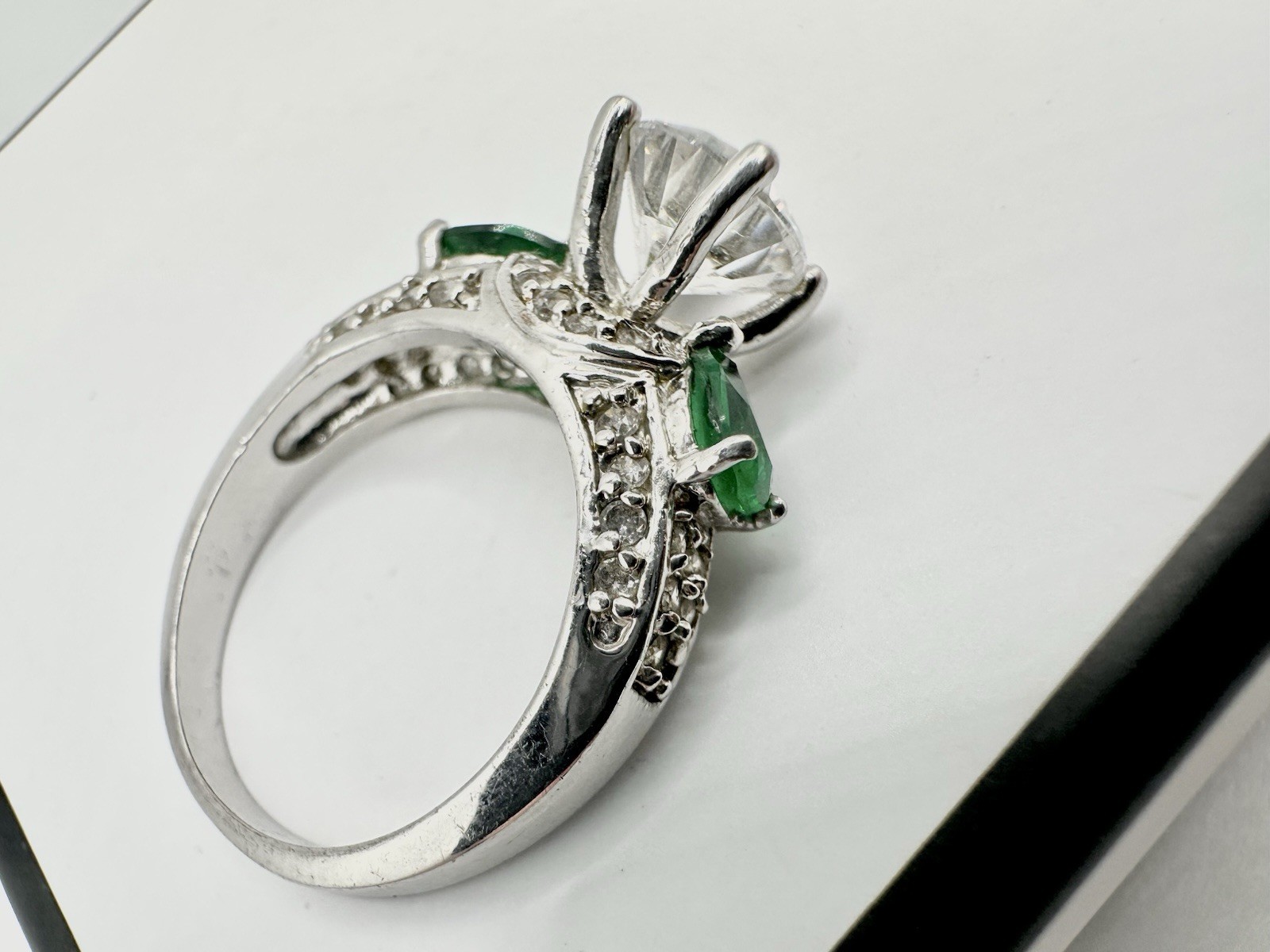Silver Tone Cocktail Ring SZ8 Green Bling Signed China? Stone Missing Read