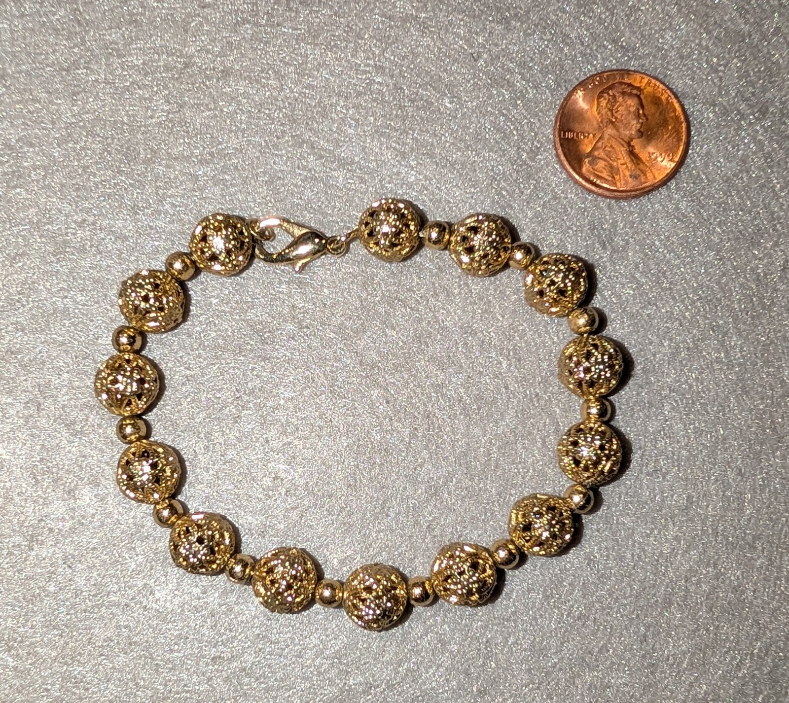 Gold Tone Filigree Beaded Bracelet Round Beads Lobster Clasp No Stone