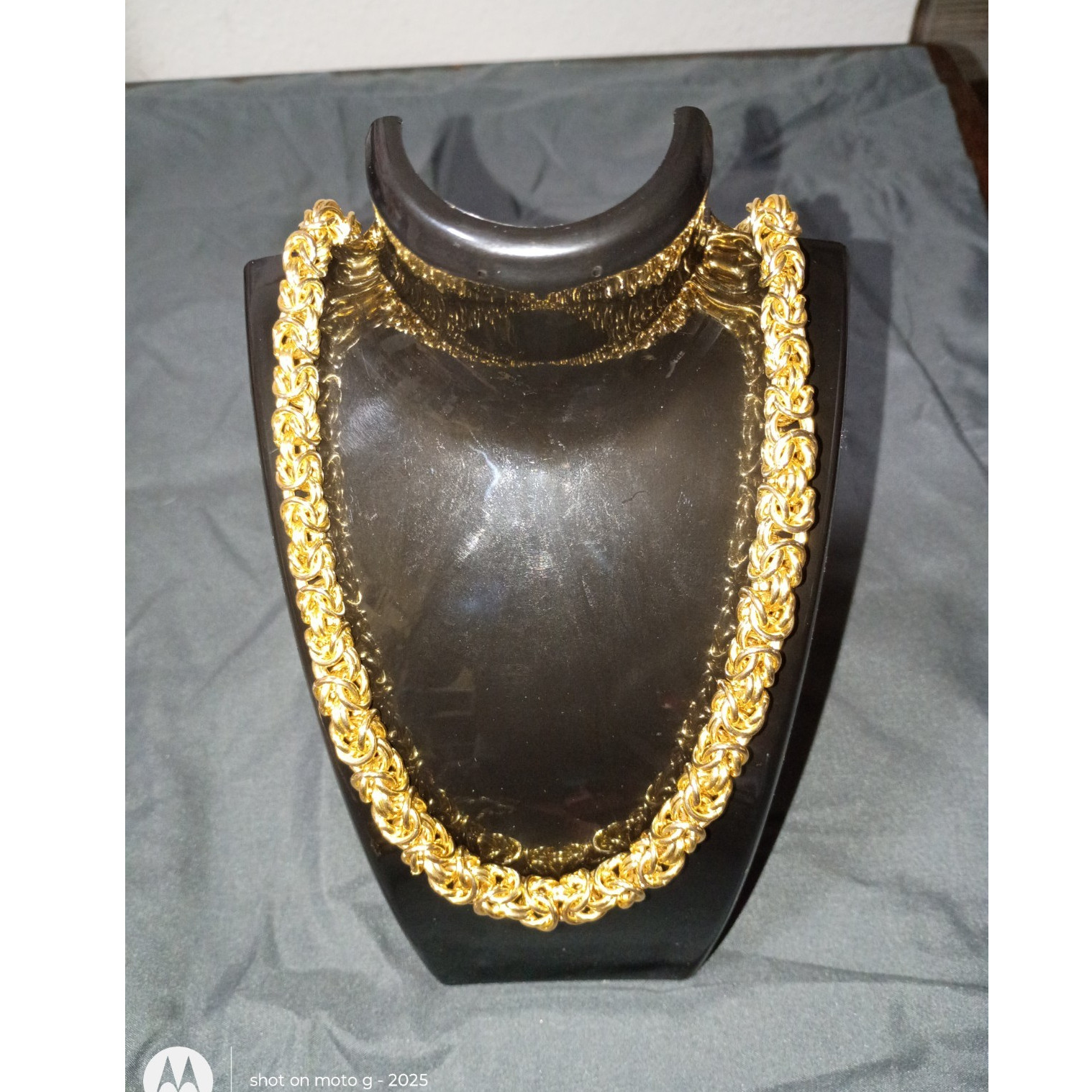 Gold Tone Byzantine Chain Necklace 24in Metal Link Chain Style No Stone