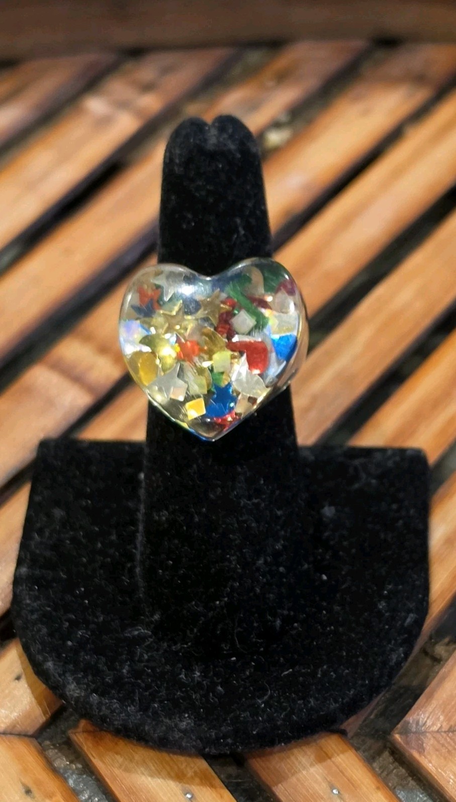 Vintage Clear Resin/ Lucite Heart Ring Size 6.5 Colorful Confetti Glitter Chunky