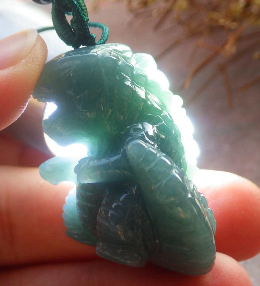 Video Certified Green 100% Natural A Jade jadeite Pendant Godzilla 哥斯拉 721011 AS