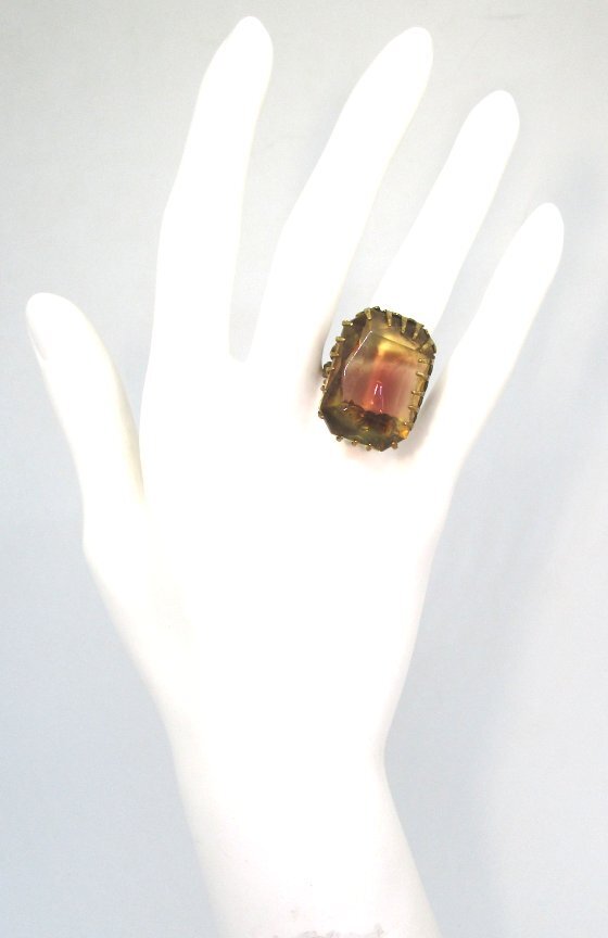 West Germany GP Brass and Glass Ring 10.2 grams size 6 1/2 lot 46s10