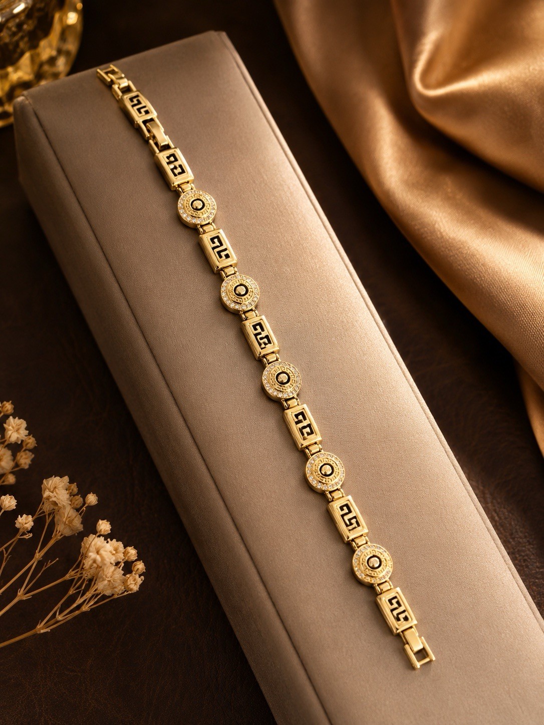 Top quality None tarnish none fade Gold Tone Greek Key Link Chain Bracelet,