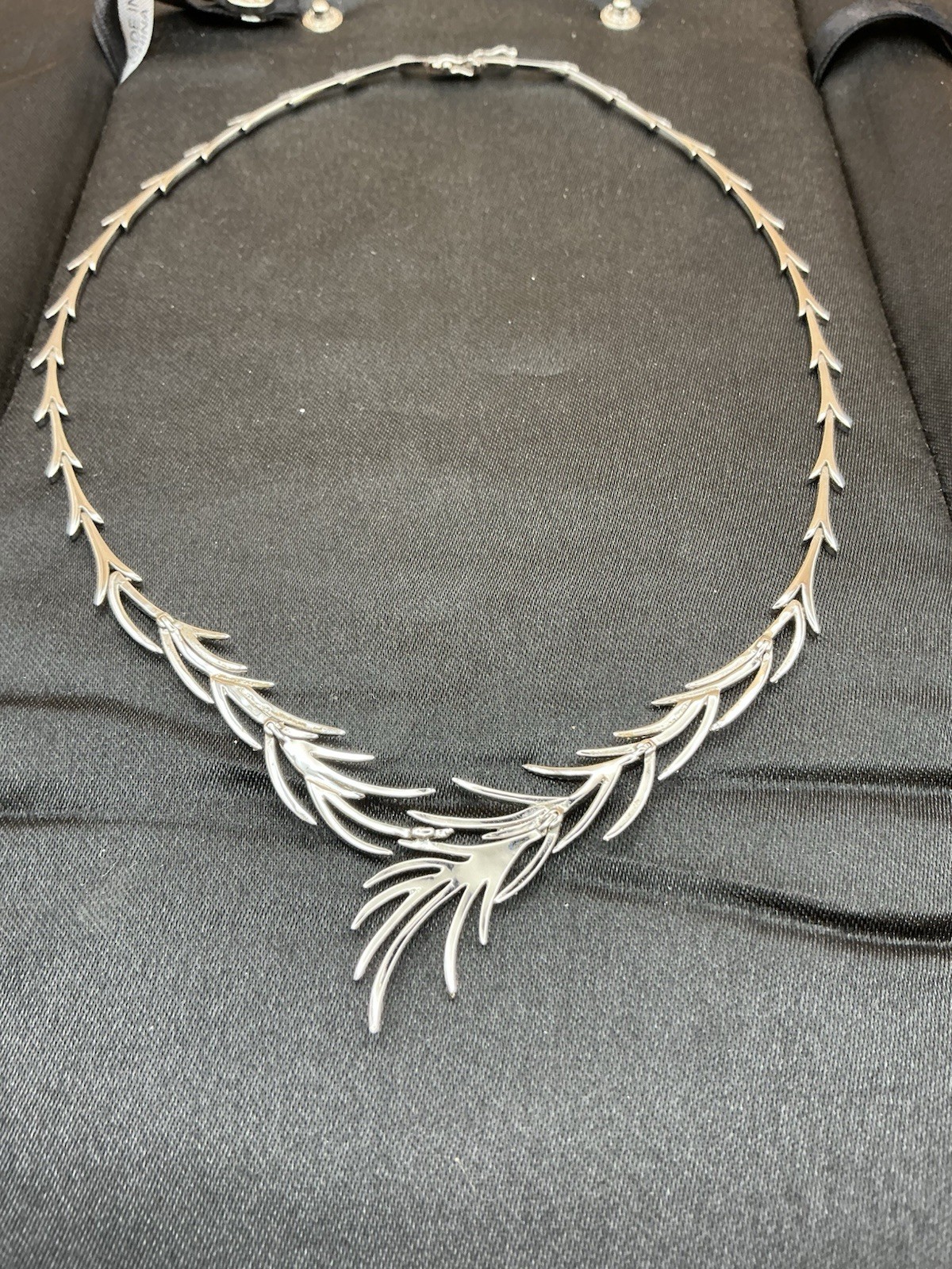 14k White Gold Tone Diamond Leaf Vine Statement Necklace Bar Link Chain