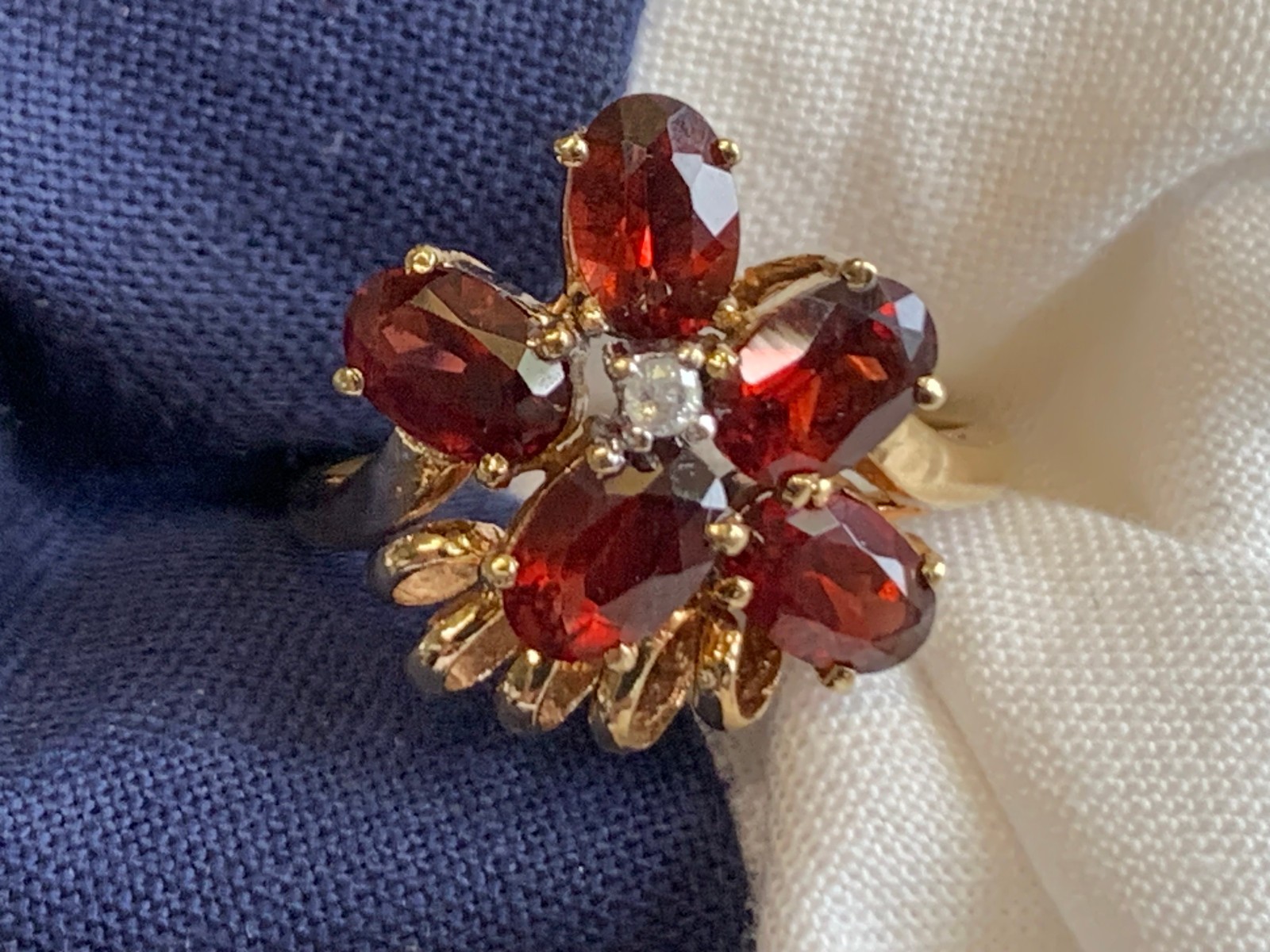 10K Yellow Gold Diamond Ring 3.24g Fine Jewelry Size 6.5 Band Garnet Color *READ