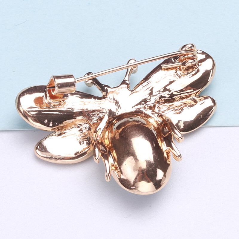 Vintage Cute Bee Brooch for Women Creative Crystal Rhinestone Insect Pin