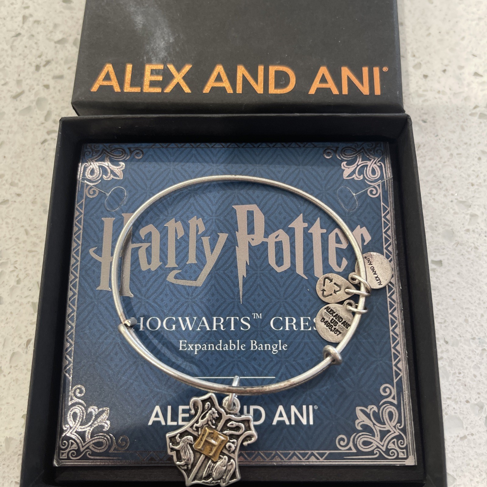 Alex & Ani Silver Tone Harry Potter Hogwarts Crest Charm Bangle Bracelet – Rare