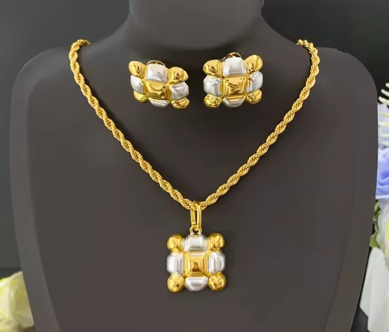 45cm African Dubai 18K Gold Plated Bride Two Tones Earrings Pendant Necklace Set