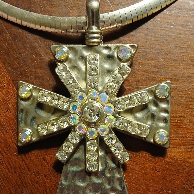 Silver Tone Hammered Cross Pendant Necklace Rhinestone Snake Chain, Crystal