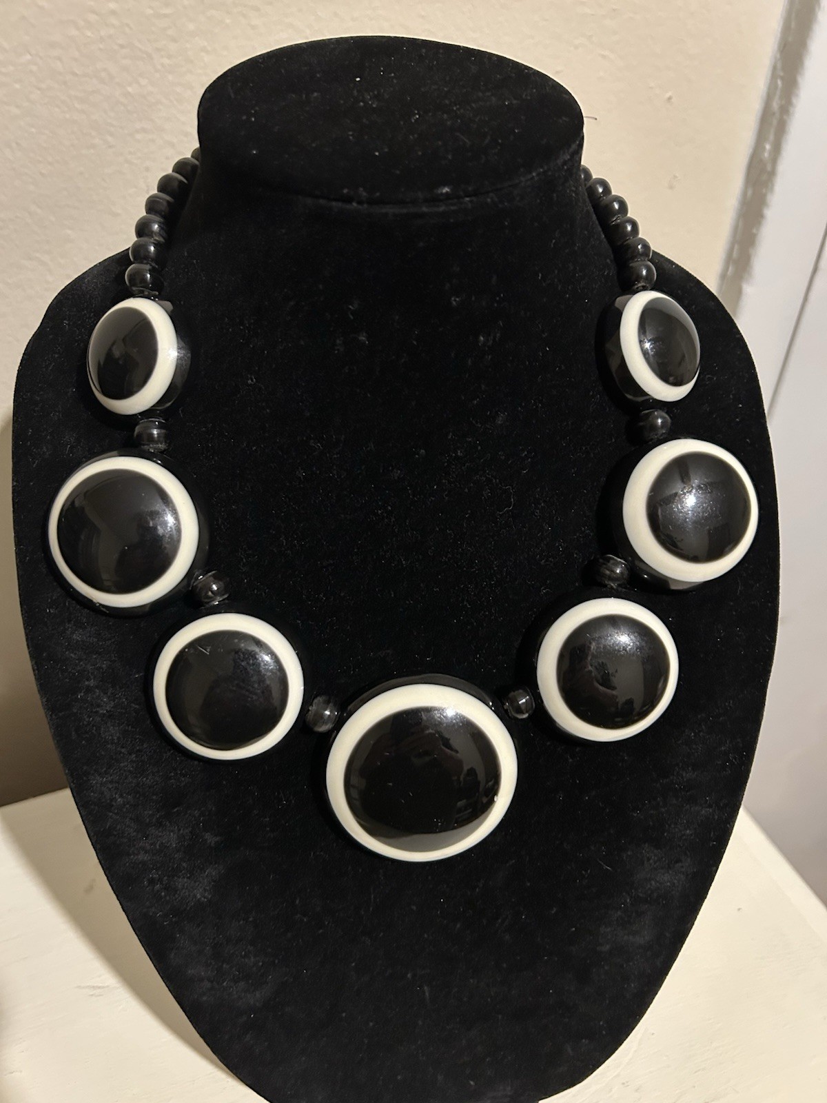White And Black Disc Resin Statement Necklace