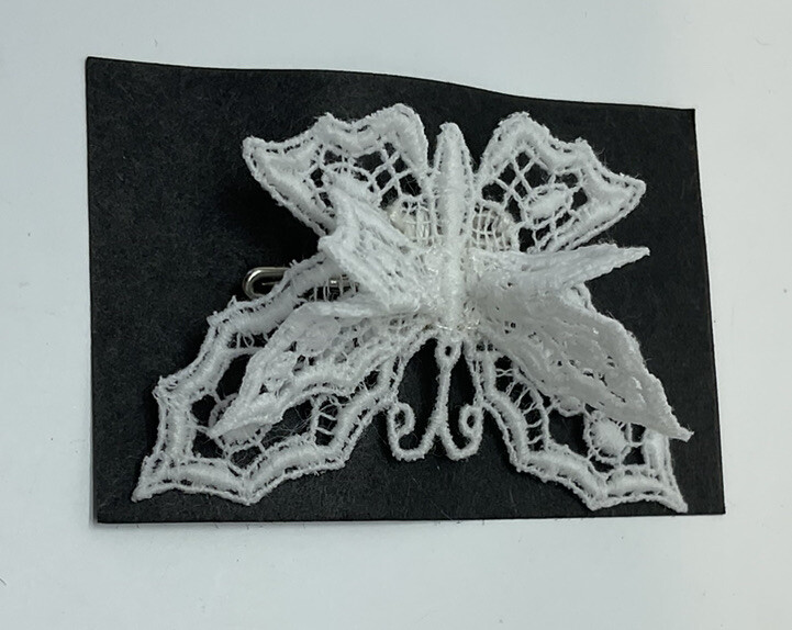 Stiffened Lace Dimensional Butterfly Brooch. Approx 4.5×2.5cm. Handmade
