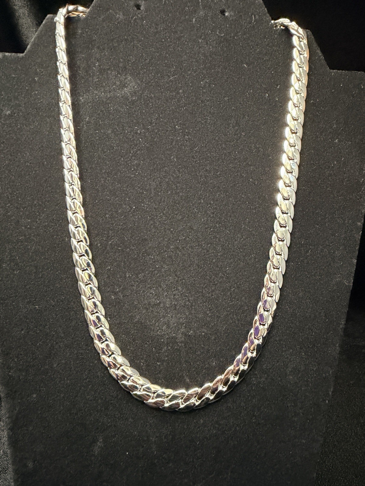 Miami Cuban 14K White Gold Filled 20in 8MM necklace w/Box Lock. BRAND NEW.
