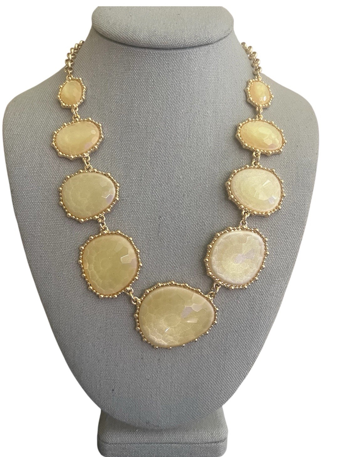 Yellow Acrylic Faceted Stone Statement Necklace – 20″ To 23″