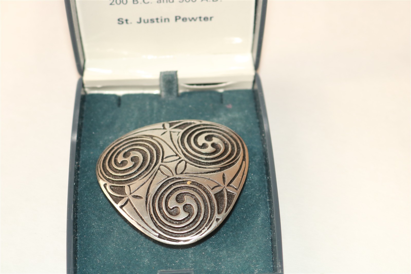 St. Justin Signed Pewter Celtic Swirl 2″ Brooch Pin