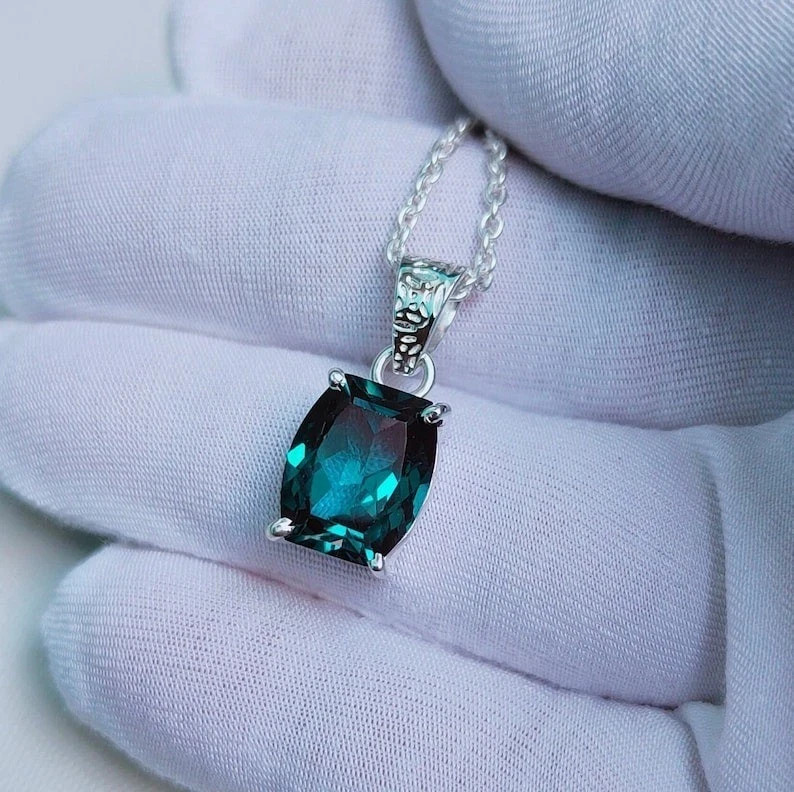20 Ct Natural Teal Green Sapphire Gemstone Sterling Silver Pendant With Chain