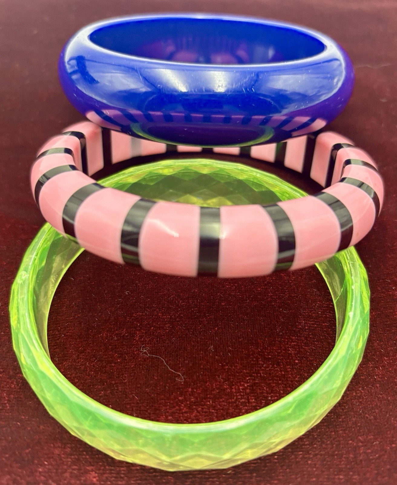 🛼 Retro Bangle Trio – Mid-Century to Mod Era