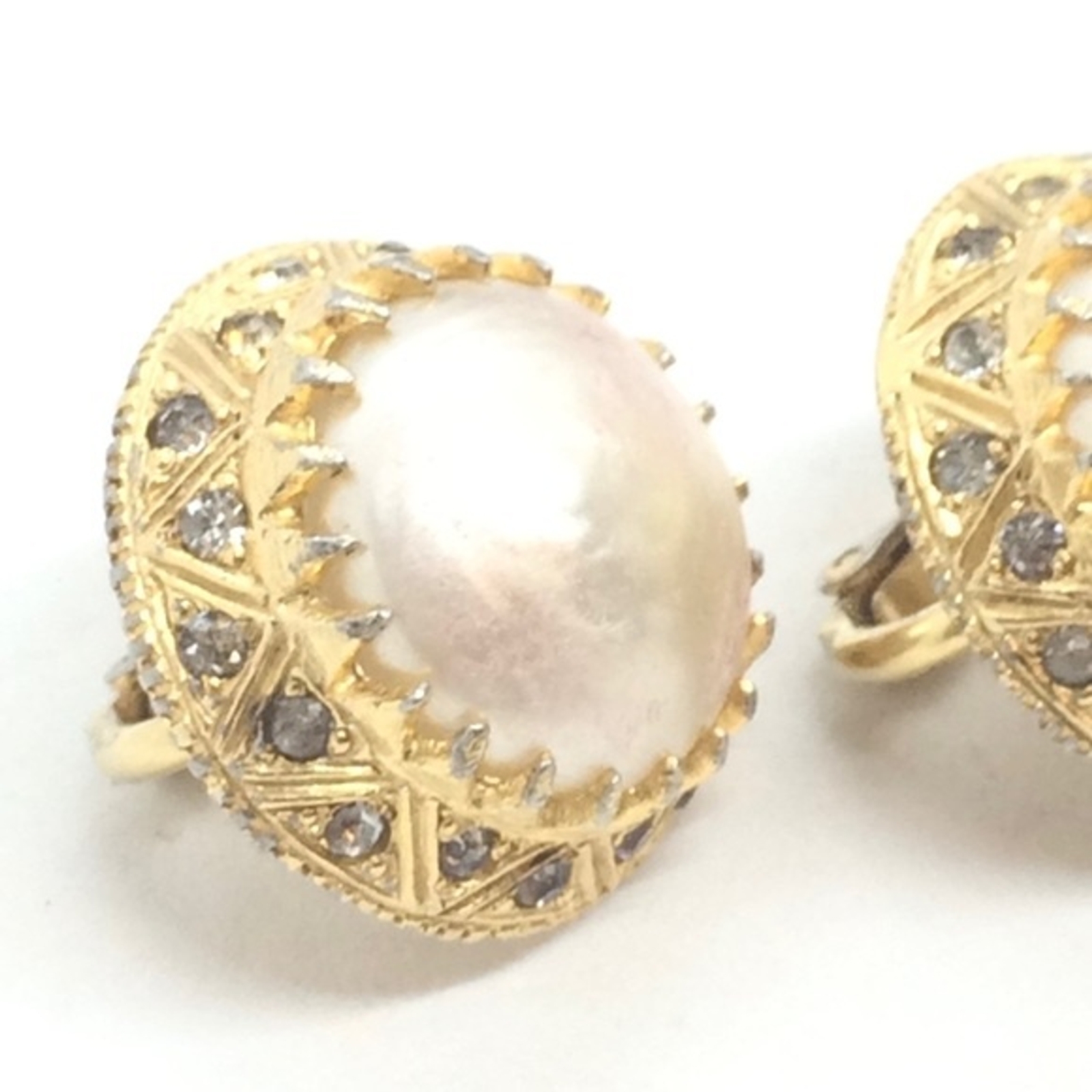 VINTAGE NETTIE ROSENSTEIN CLIP ON EARRINGS FAUX PEARL RHINESTONES GOLD TONE