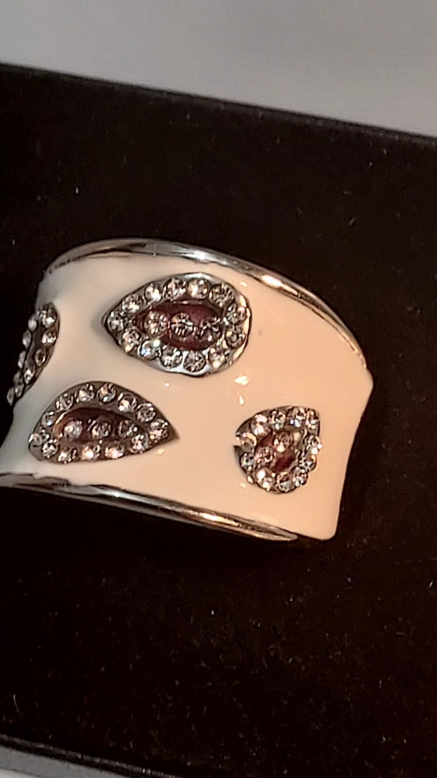 NEW~**ENAMEL W/CLEAR RHINESTONE RING**~316L STAINLESS STEEL~SIZE 9 3/4~GIFT BOX
