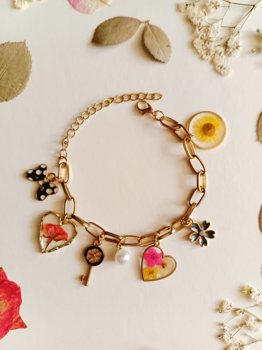 Real Rose Sunflower Daisy Charm Bracelet Handmade Gold Link Resin Pearl Jewelry