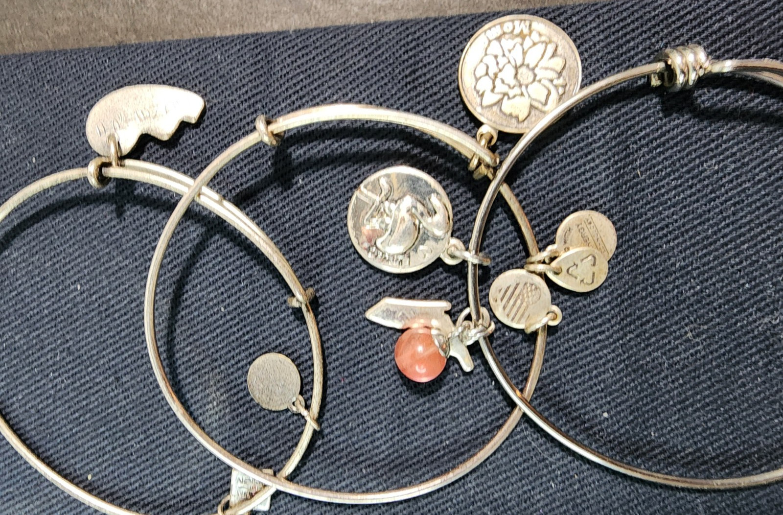 VTG to NOW Costume Bracelets Silver/Gold/Copper Tone Lot of 20+ Mixed Materials