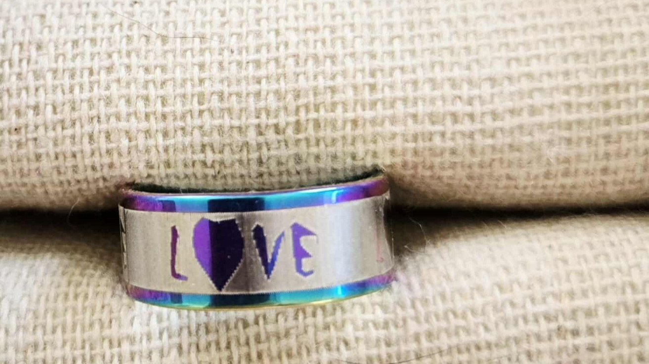 LOVE Titanium Steel Ring Multi-Color Women’s Size 5 Band Next Day Shipping