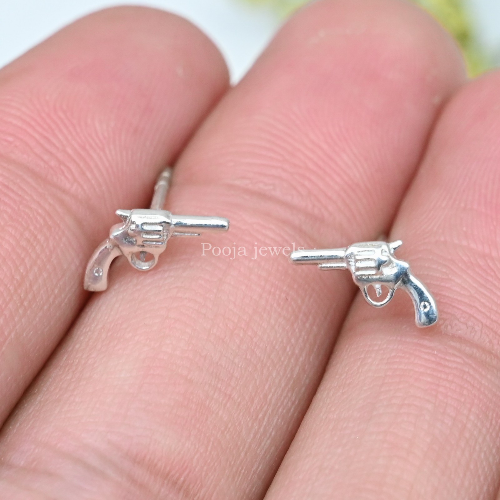 925 Sterling Silver Gun Shape Stud Earring Punk Gothic Unisex Minimal Jewelry