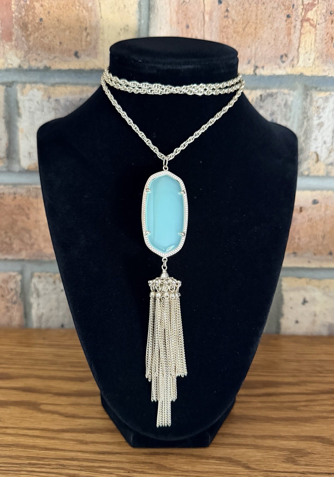 Kendra Scott Rayne Gold Tone Pendant Necklace Mint Green Stone Tassle